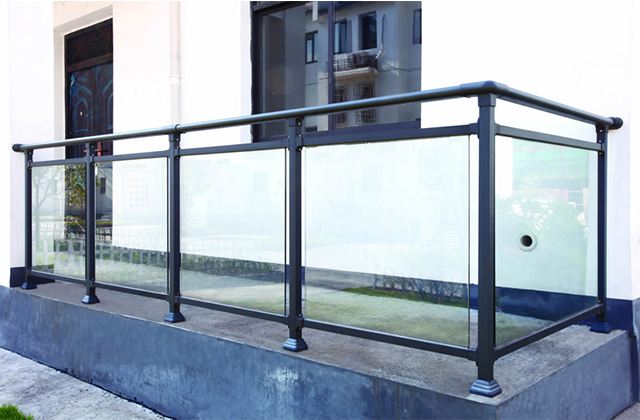 Aluminum Glass Railing 08