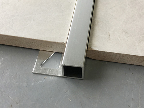 Aluminum Tile Trim 32